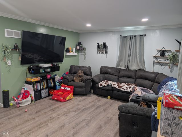 404 Oak Street, Crothersville, IN 47229