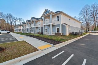 225 S Eleventh Street 205, Mebane, NC 27302