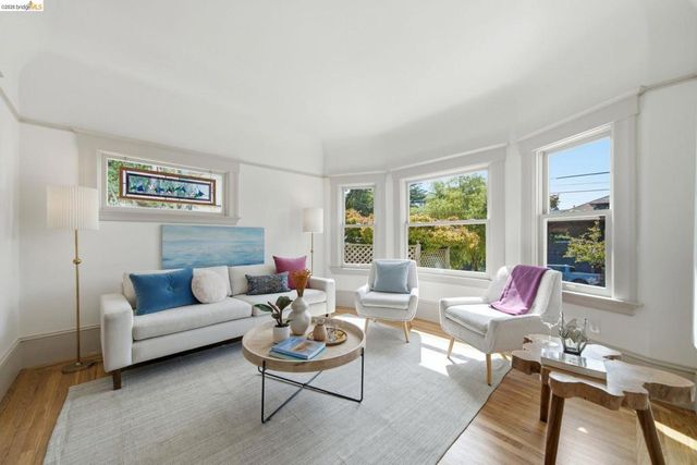 2343 Roosevelt Ave, Berkeley, CA 94703