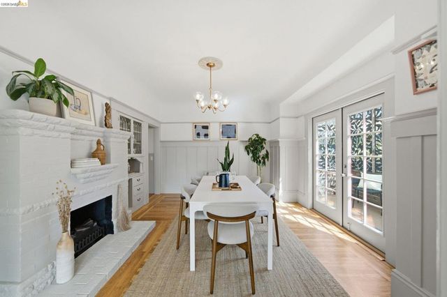 2343 Roosevelt Ave, Berkeley, CA 94703