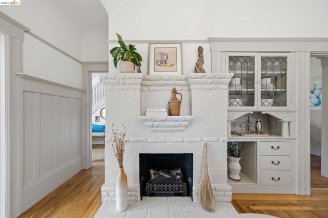 2343 Roosevelt Ave, Berkeley, CA 94703
