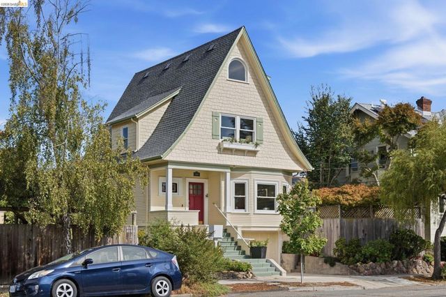 2343 Roosevelt Ave, Berkeley, CA 94703