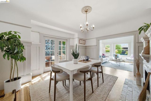 2343 Roosevelt Ave, Berkeley, CA 94703