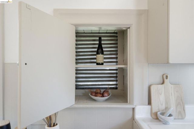 2343 Roosevelt Ave, Berkeley, CA 94703