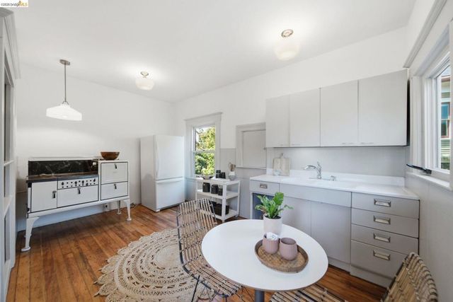 2343 Roosevelt Ave, Berkeley, CA 94703