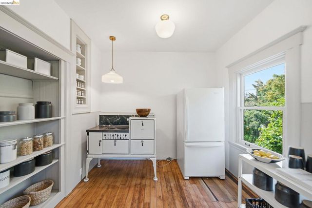 2343 Roosevelt Ave, Berkeley, CA 94703