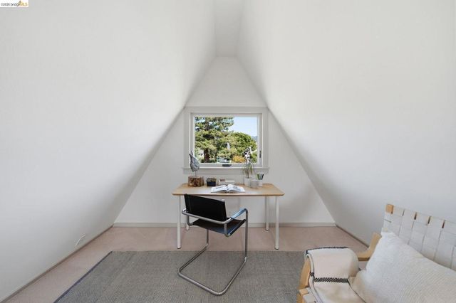 2343 Roosevelt Ave, Berkeley, CA 94703