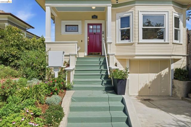 2343 Roosevelt Ave, Berkeley, CA 94703