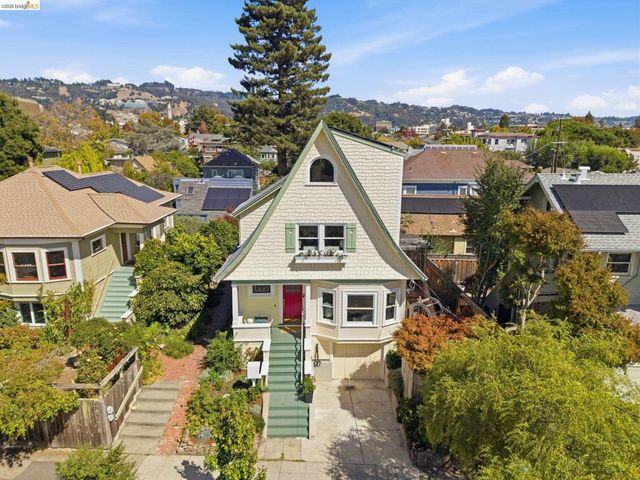 2343 Roosevelt Ave, Berkeley, CA 94703