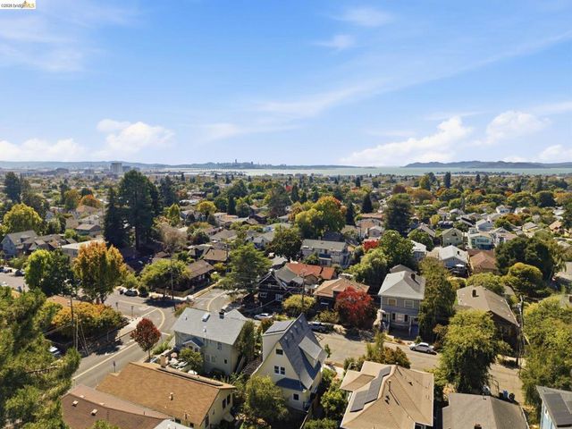 2343 Roosevelt Ave, Berkeley, CA 94703