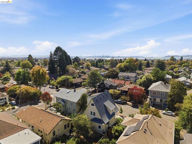 2343 Roosevelt Ave, Berkeley, CA 94703