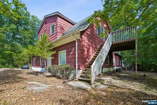 147 Kinnelon Road RedCarriage, Kinnelon Borough, NJ 07405