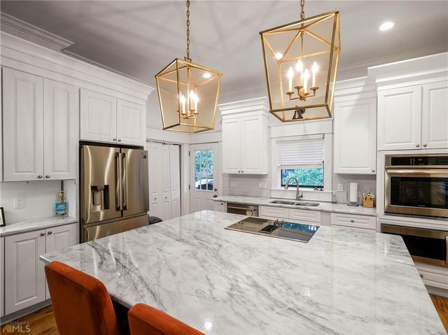 1905 John Calvin Avenue, College Park, GA 30337