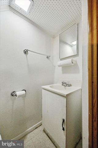 653 RIVELY AVE, Glenolden, PA 19036