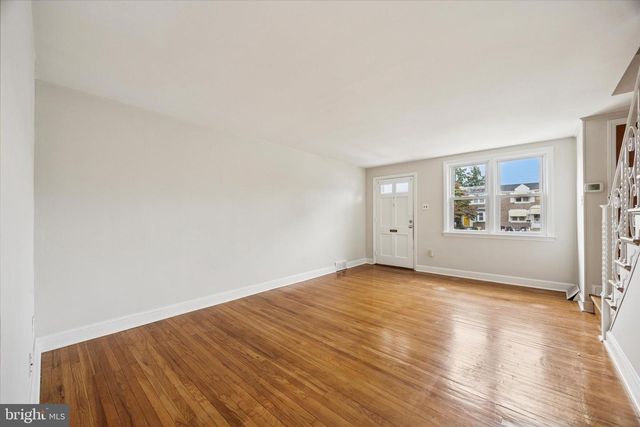 653 RIVELY AVE, Glenolden, PA 19036