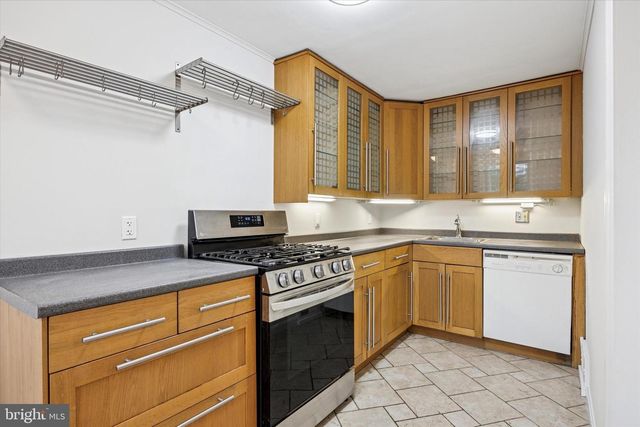 653 RIVELY AVE, Glenolden, PA 19036