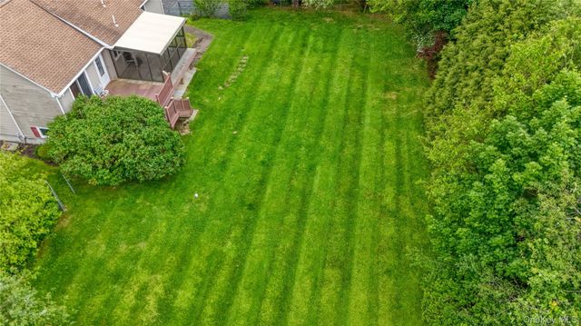10 Ona Lane, New Windsor, NY 12553