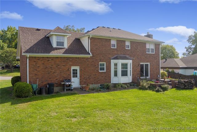 1511 Oakmont Drive, Jeffersonville, IN 47130