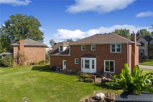 1511 Oakmont Drive, Jeffersonville, IN 47130