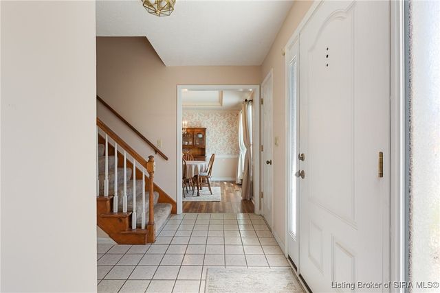 1511 Oakmont Drive, Jeffersonville, IN 47130