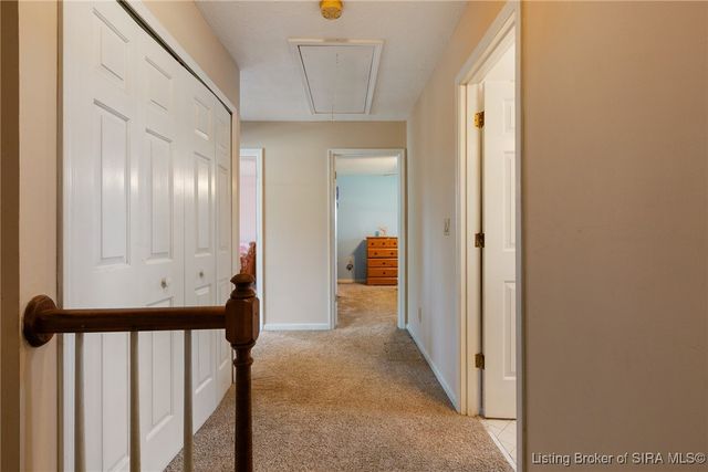 1511 Oakmont Drive, Jeffersonville, IN 47130