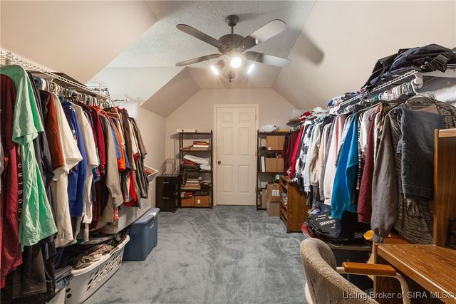 1511 Oakmont Drive, Jeffersonville, IN 47130