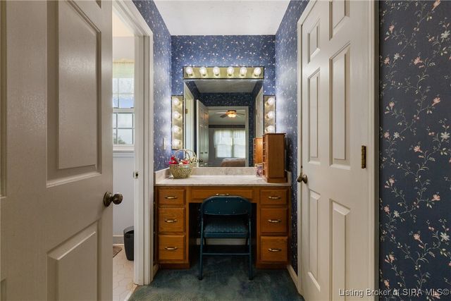 1511 Oakmont Drive, Jeffersonville, IN 47130