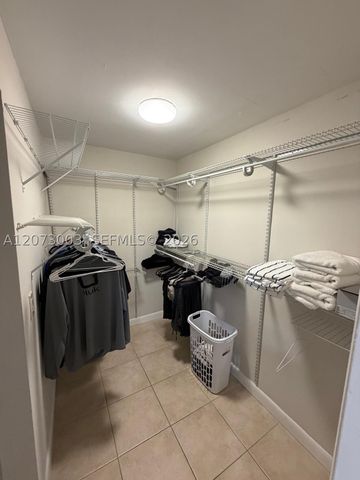 8600 SW 109th Ave 4-221, Miami, FL 33173