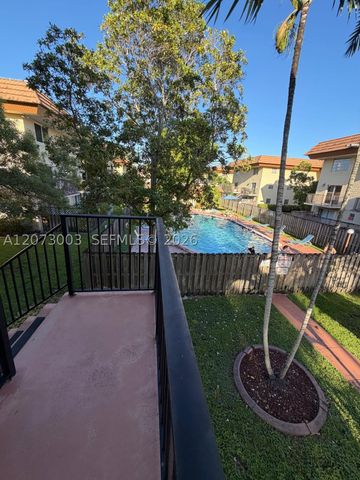 8600 SW 109th Ave 4-221, Miami, FL 33173