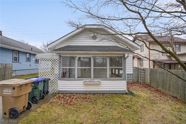 1969 High Street, Cuyahoga Falls, OH 44221