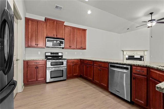 622 Stickley Oak Way, Woodstock, GA 30189