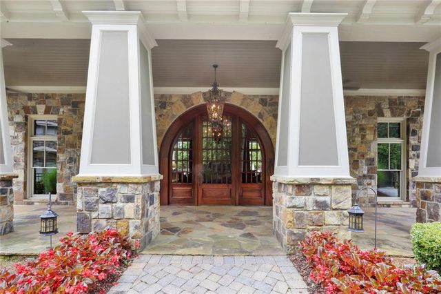 622 Stickley Oak Way, Woodstock, GA 30189