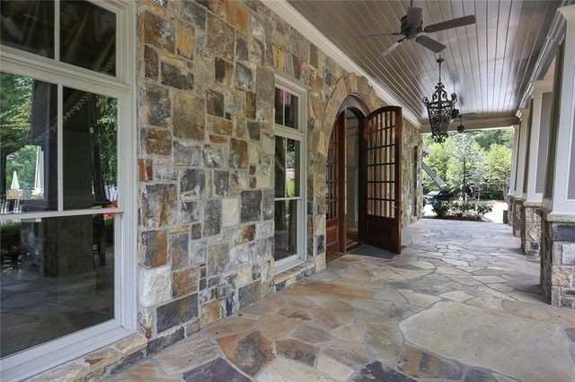 622 Stickley Oak Way, Woodstock, GA 30189