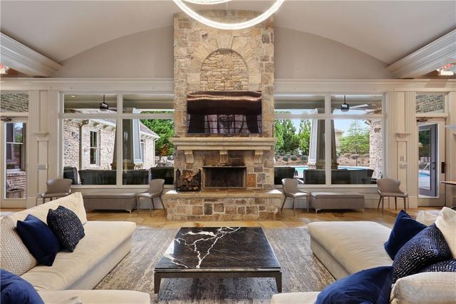 622 Stickley Oak Way, Woodstock, GA 30189