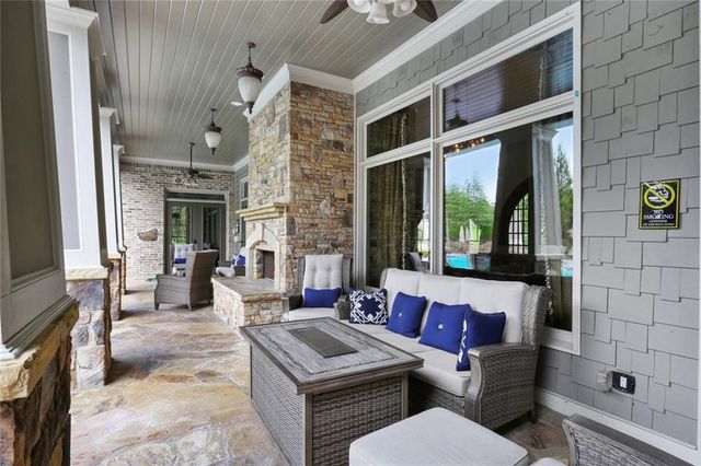 622 Stickley Oak Way, Woodstock, GA 30189