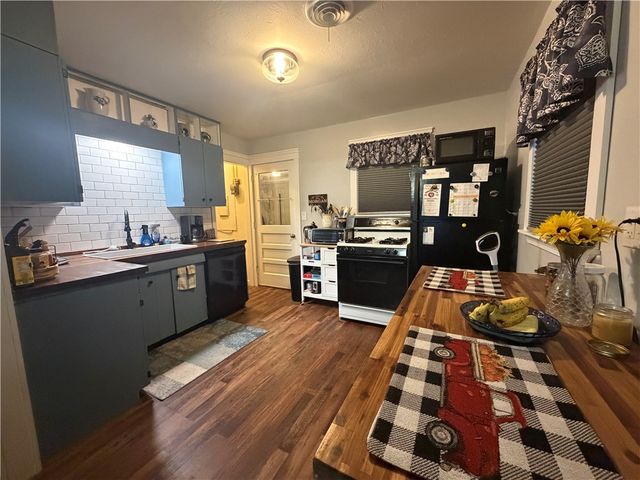 50 Brookline Avenue, Big Flats, NY 14905