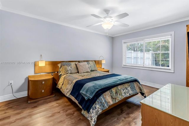 13721 Oak Ridge Dr, Davie, FL 33325