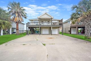 2709 Foster Drive, Crystal Beach, TX 77650