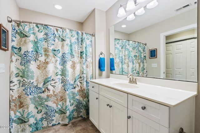 215 Valencia Court 103, Wilmington, NC 28412