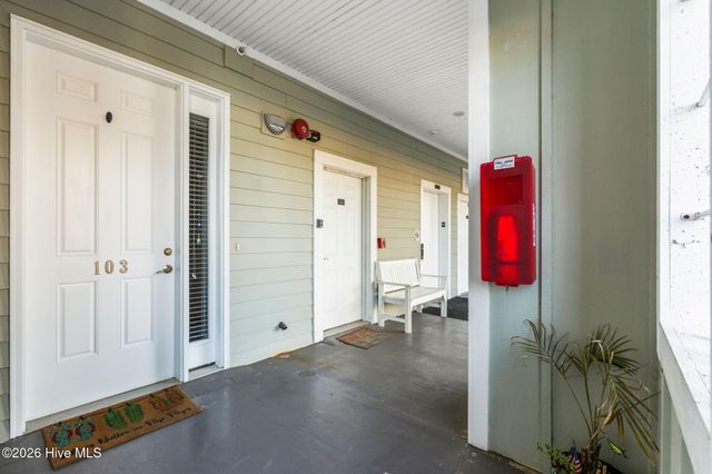 215 Valencia Court 103, Wilmington, NC 28412