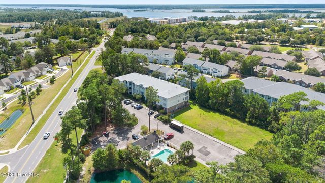 215 Valencia Court 103, Wilmington, NC 28412