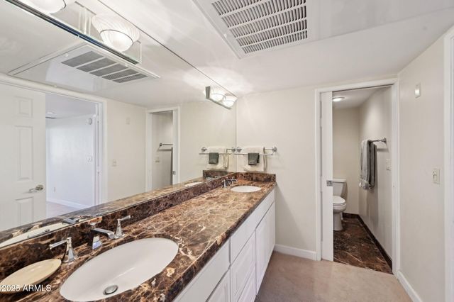 5122 N 31st Way 244, Phoenix, AZ 85016