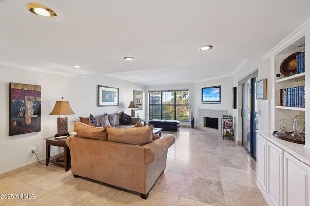 5122 N 31st Way 244, Phoenix, AZ 85016