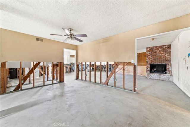 15859 Parthenia, North Hills, CA 91343