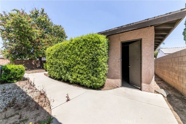 15859 Parthenia, North Hills, CA 91343