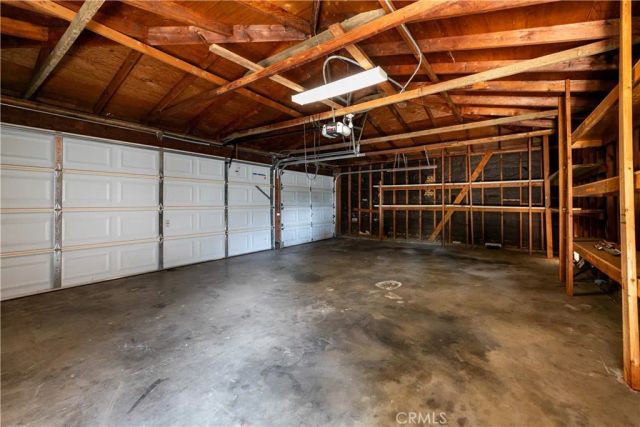 15859 Parthenia, North Hills, CA 91343