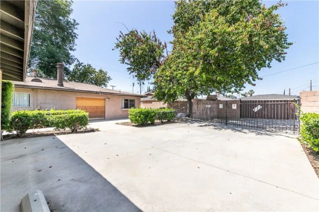 15859 Parthenia, North Hills, CA 91343