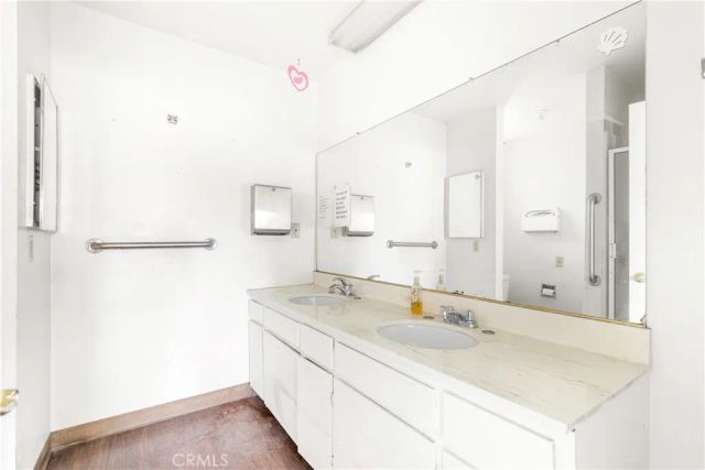 15859 Parthenia, North Hills, CA 91343