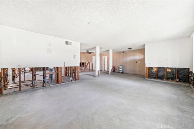 15859 Parthenia, North Hills, CA 91343