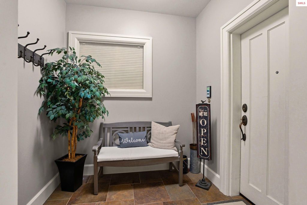 702 Sandpoint Ave #7302, Sandpoint, ID 83864 photo 2